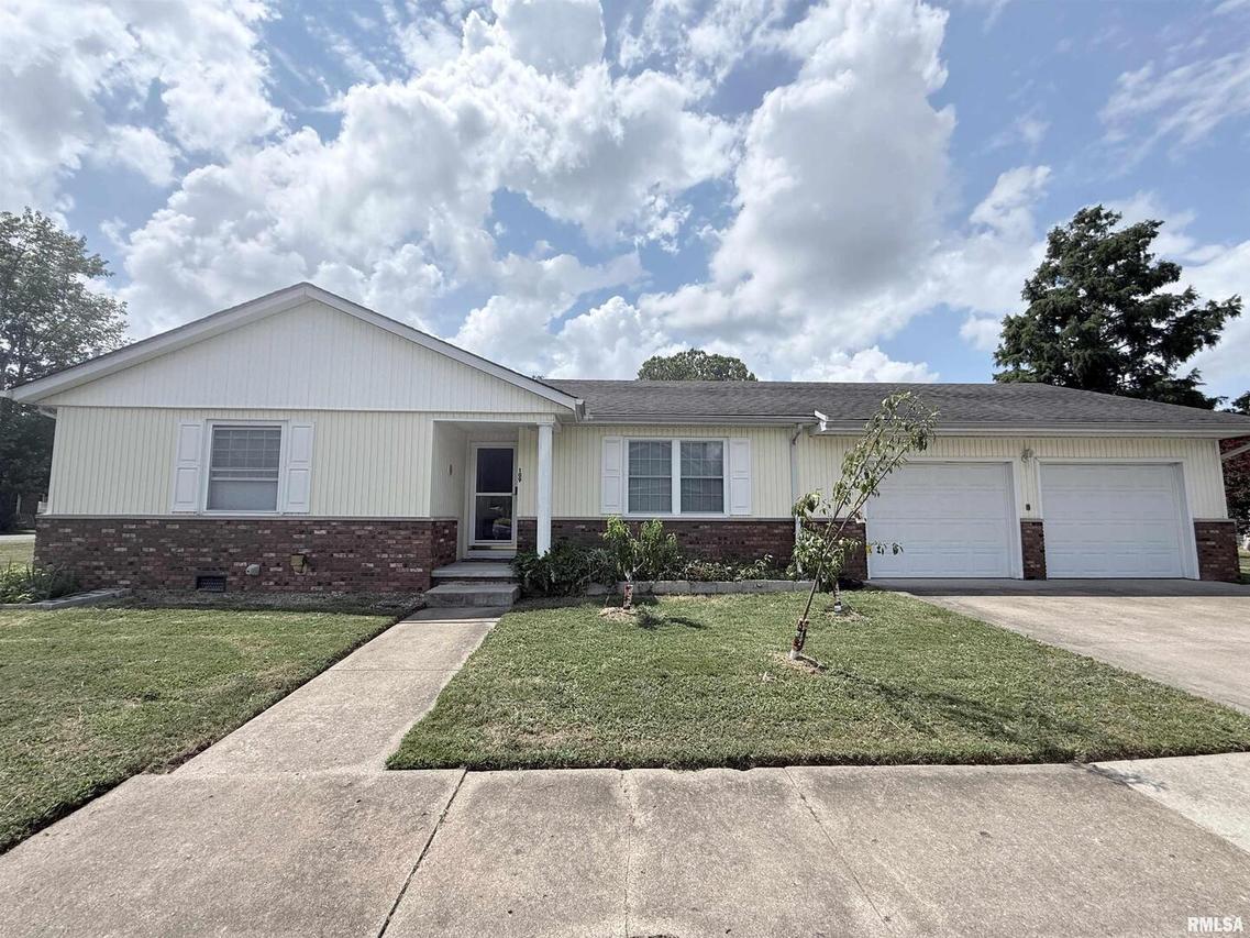 109 S Horrell Ave., West Frankfort, IL 62896