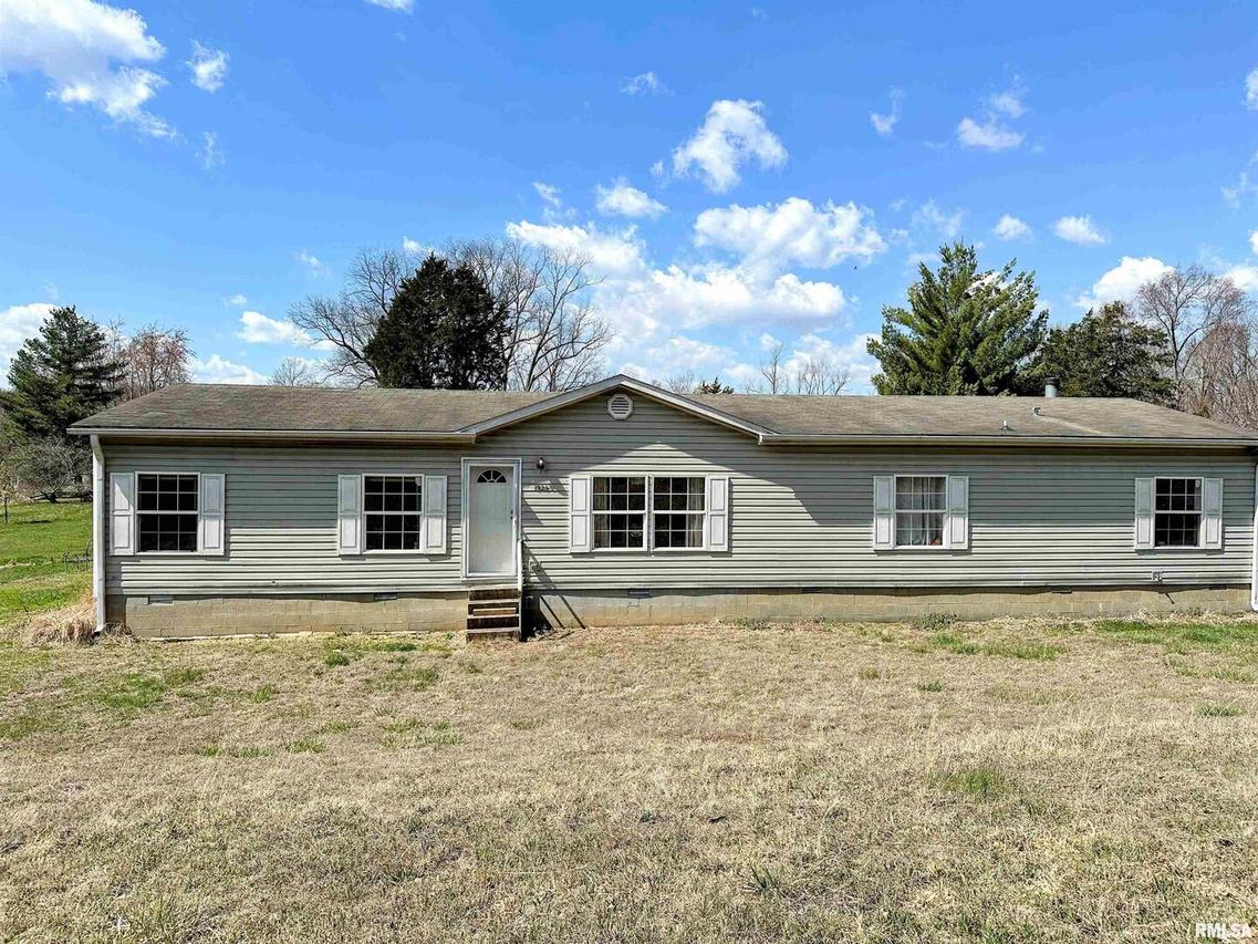 1925 Murphy Rd., Creal Springs, IL 62922