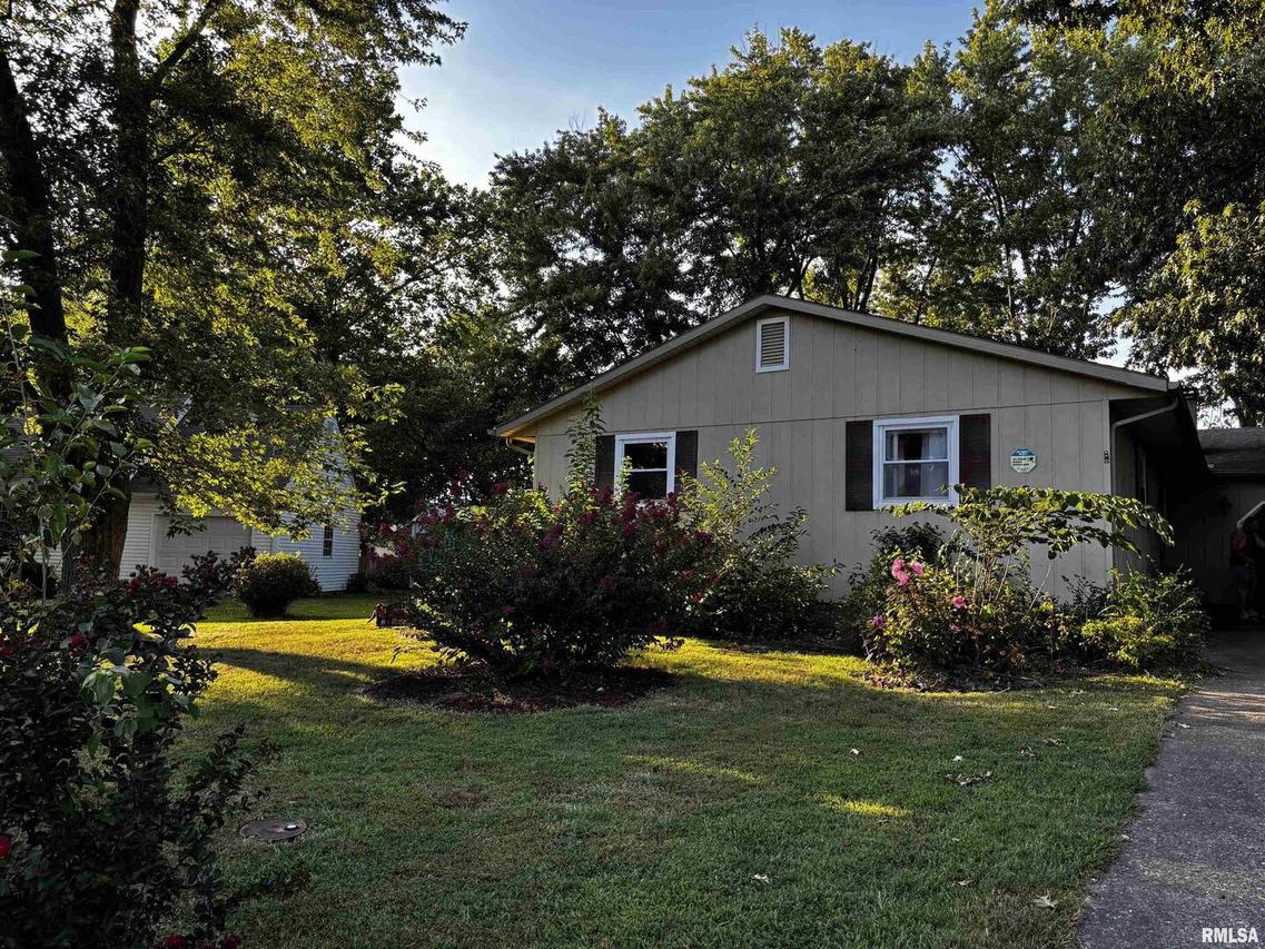 403 Shannon Ave., Energy, IL 62933