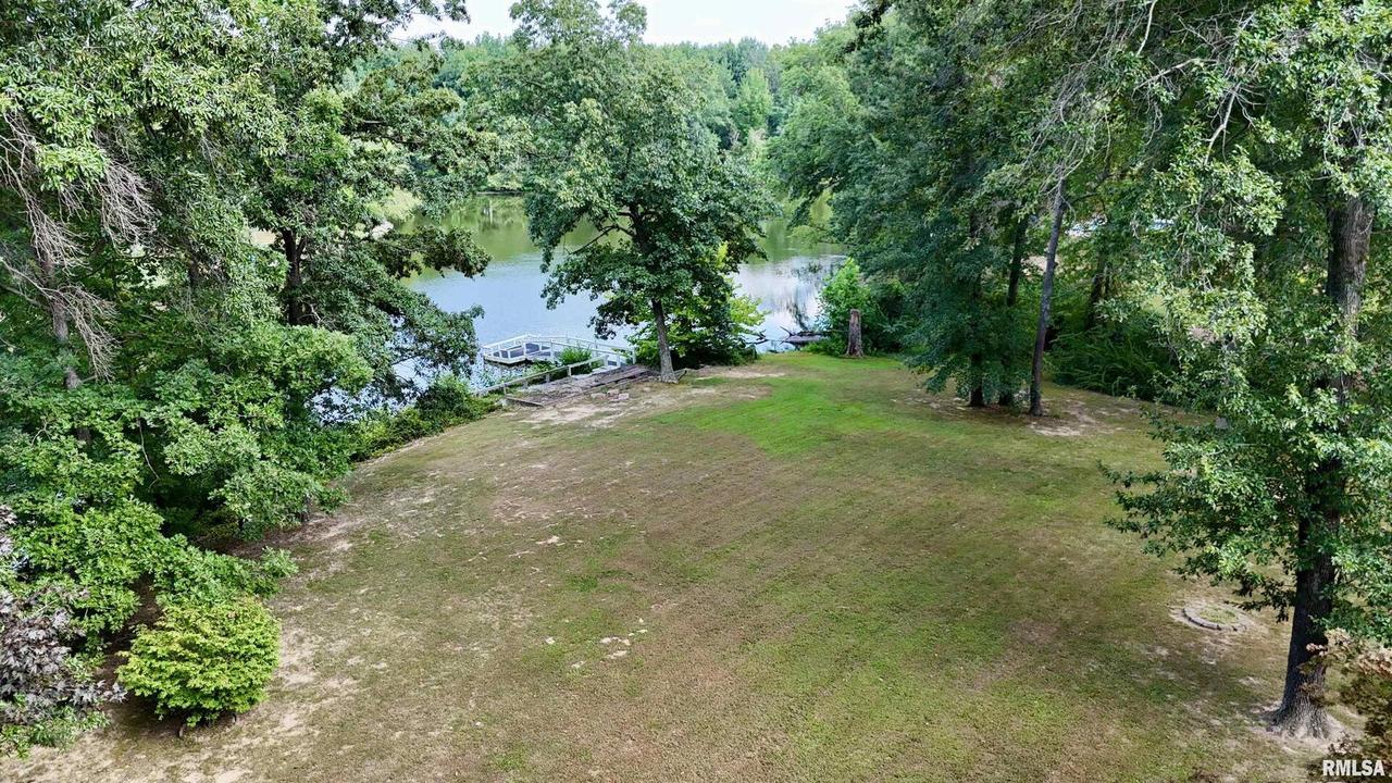 00 E Sunnyside Ln., Benton, IL 62812