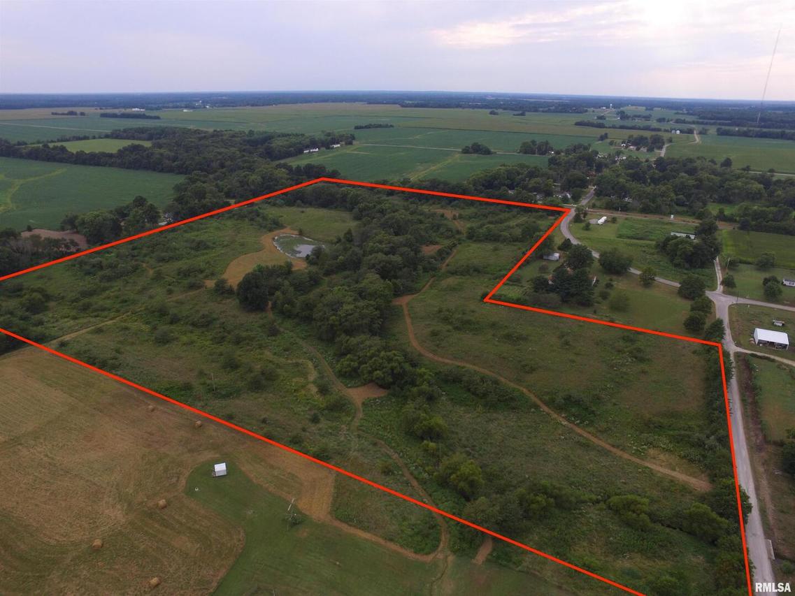 000 Cedar Rd., Kell, IL 62853