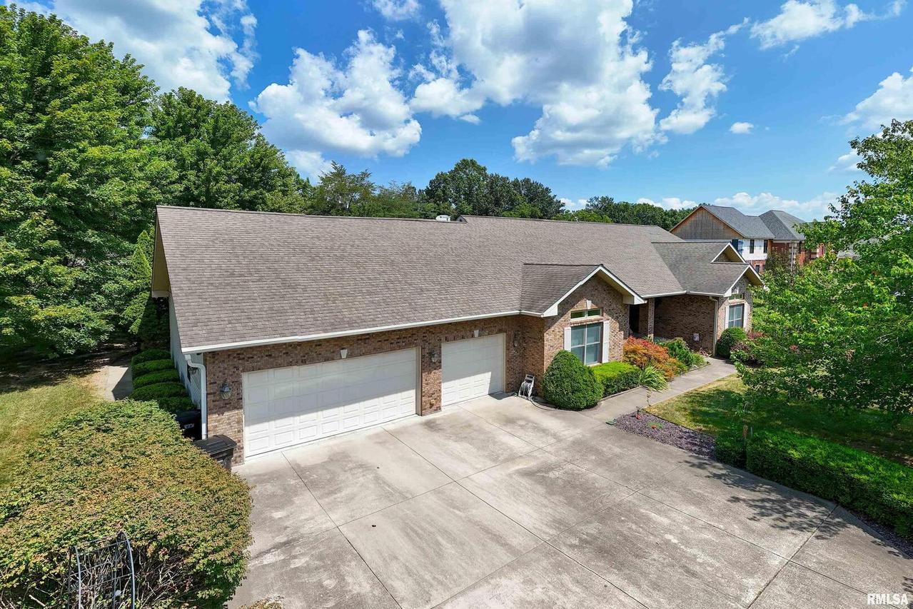 1410 Bradford Ln., Carbondale, IL 62901