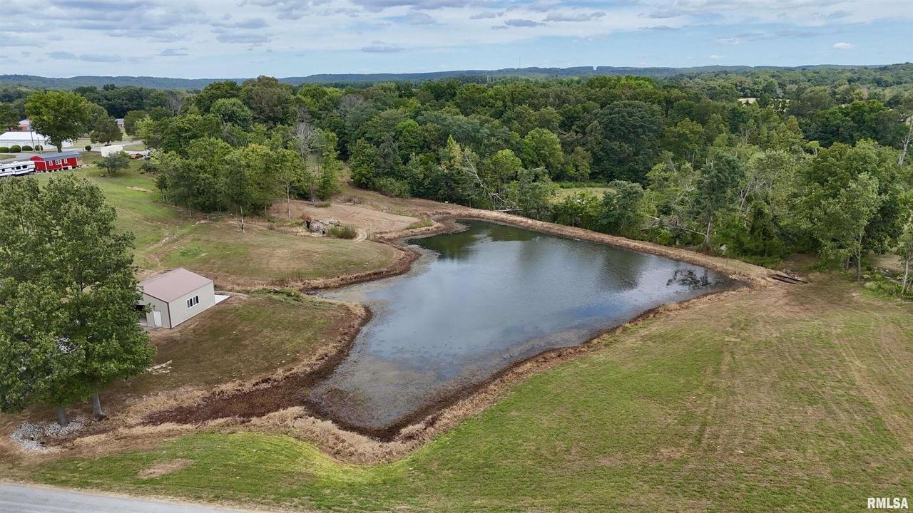 0000 Tulip Ln., Vienna, IL 62995