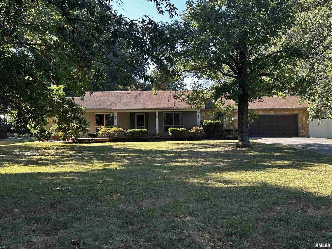 14862 Highway 14, Benton, IL 62812