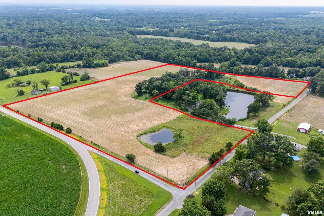 012 Paulton Rd., Pittsburg, IL 62974