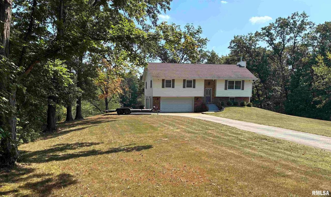 16312 N Hawthorne Ln., Mt Vernon, IL 62864