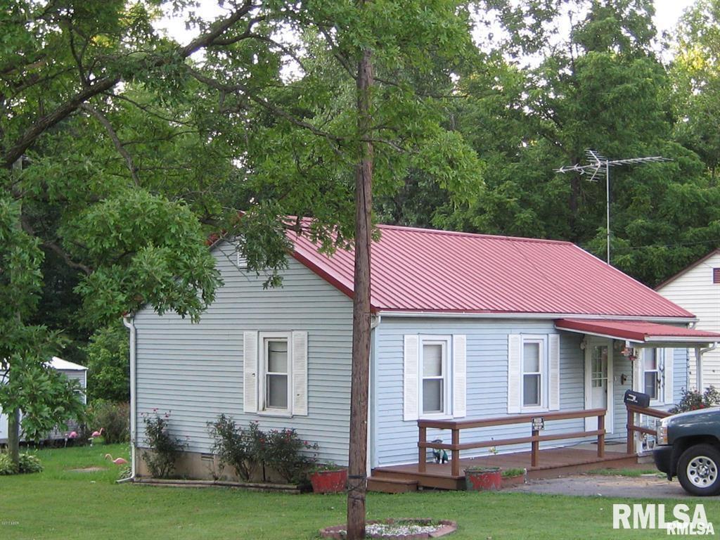 22 S Il 34 S St., Rosiclare, IL 62982