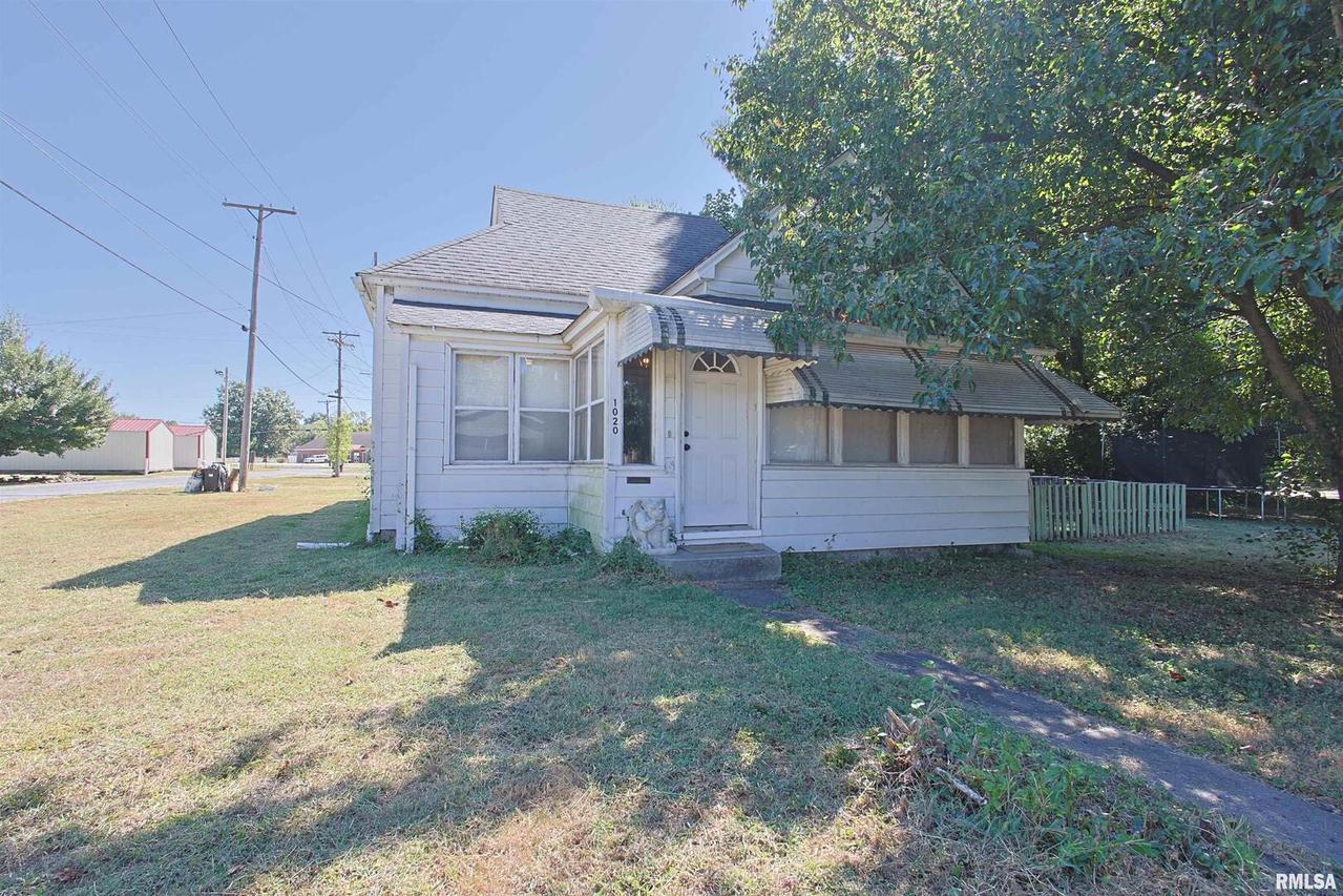 1020 N 16th St., Herrin, IL 62948