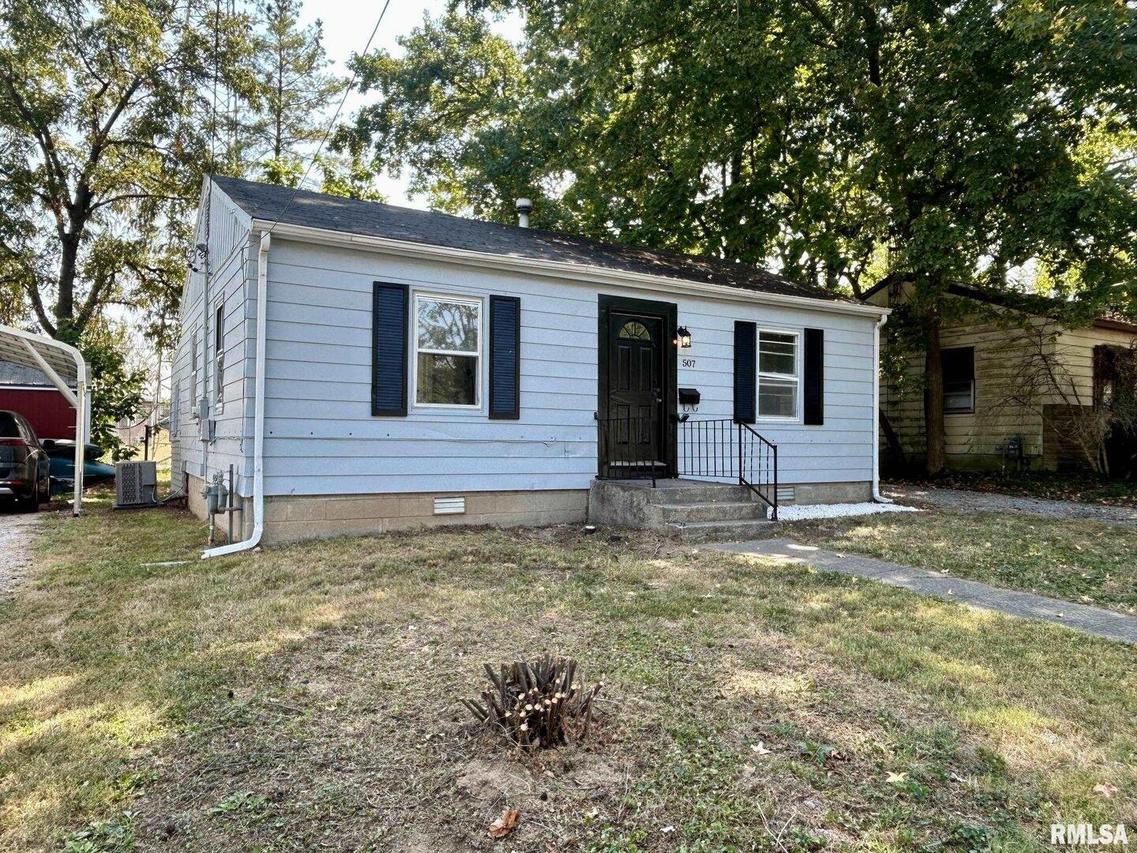 507 N Davis St., Carbondale, IL 62901