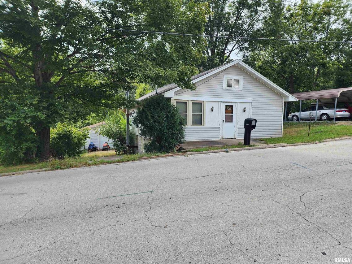 547 S 17th St., Murphysboro, IL 62966