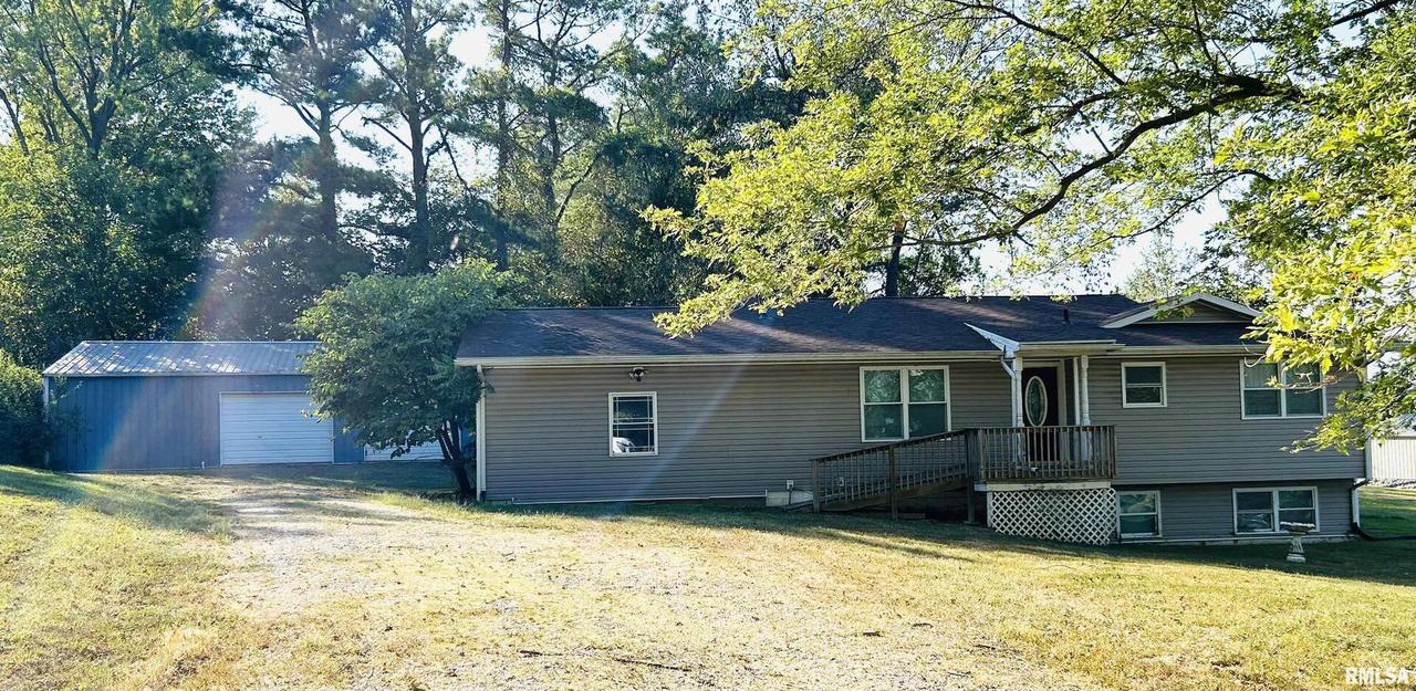 744 Cardinal Rd Rd., Carbondale, IL 62901