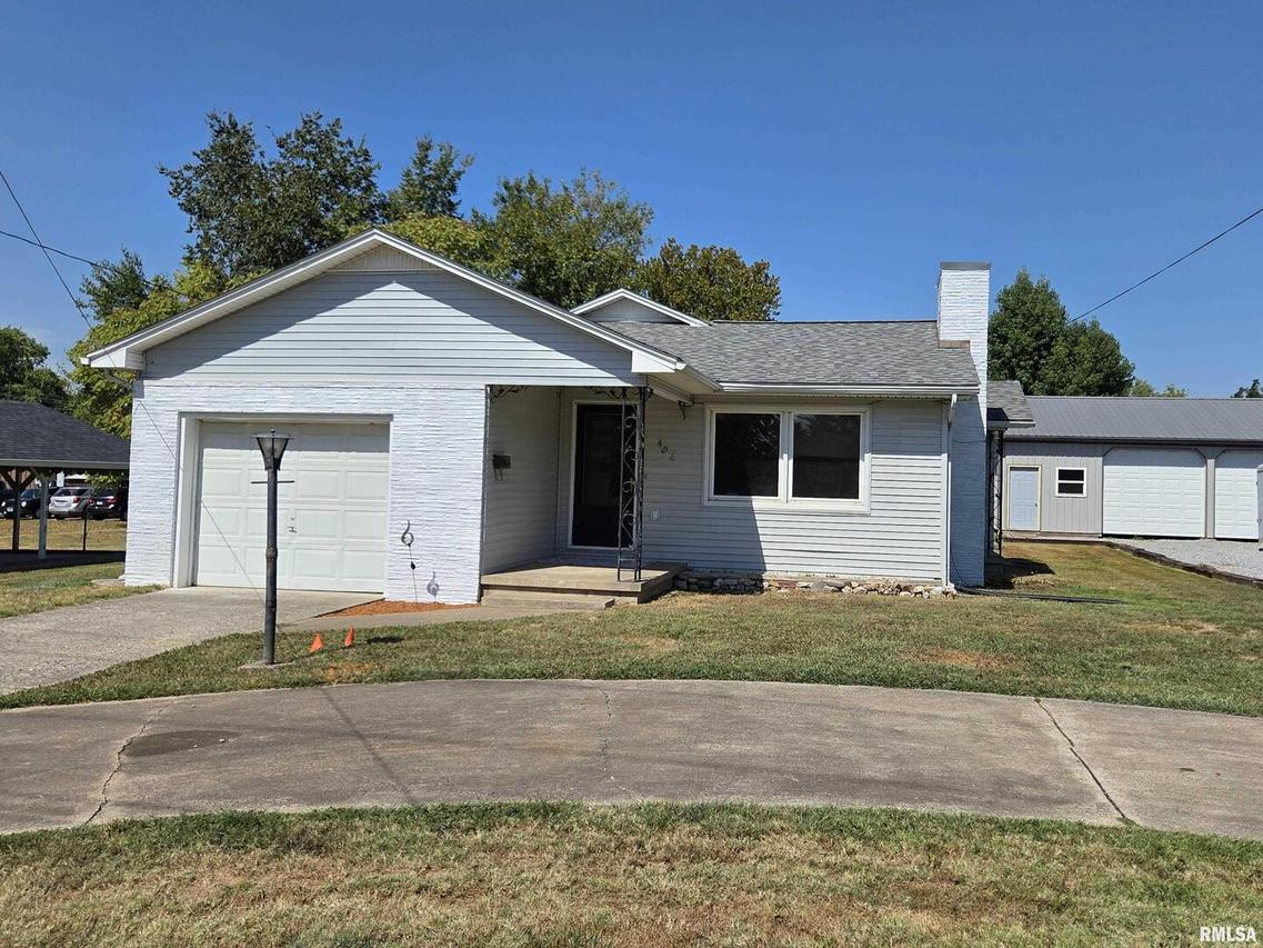 404 W 9th St., Johnston City, IL 62951