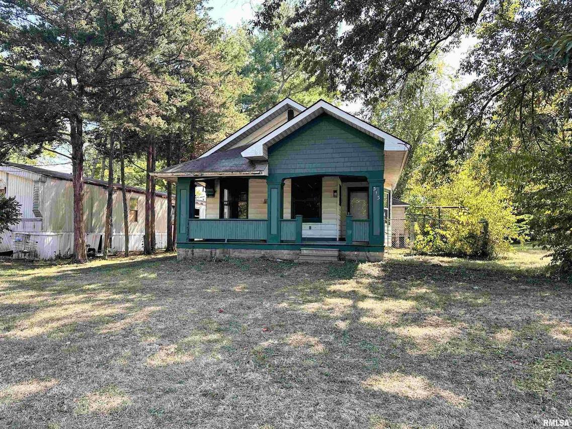 313 Castleton Ave., Mt Vernon, IL 62864