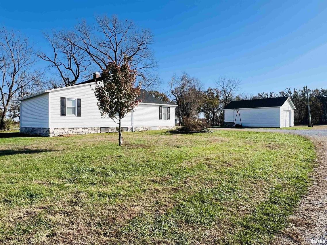 1810 S Highway 142 Hwy., Eldorado, IL 62930