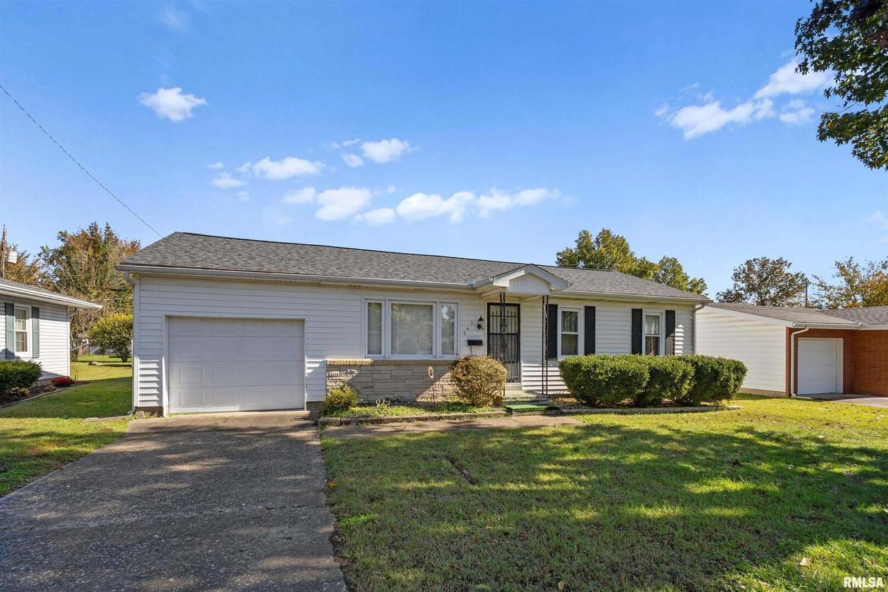 707 Dogwood Ln., Marion, IL 62959