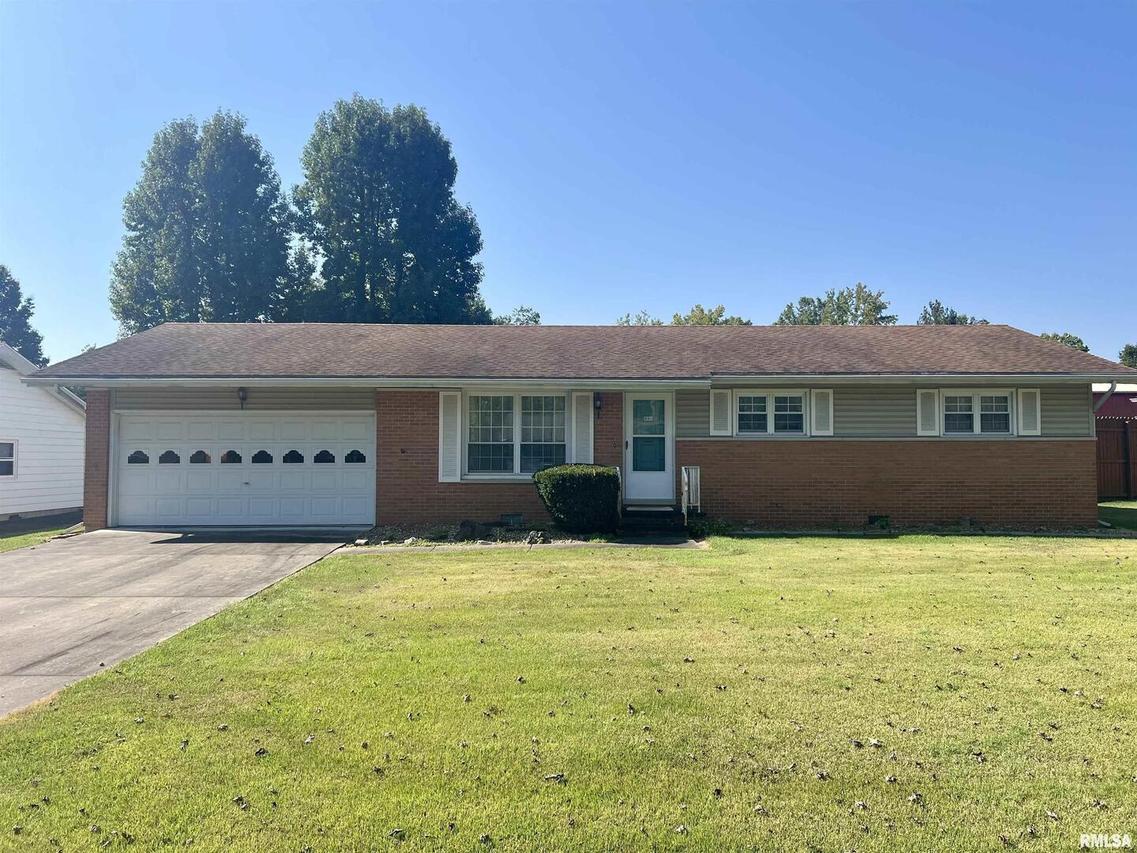 207 Patricia Ln., West Frankfort, IL 62896