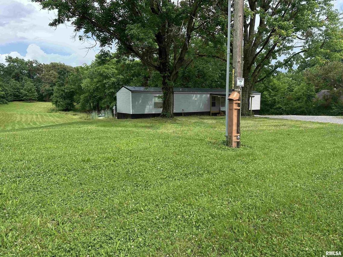 615 Liberty Rd., Harrisburg, IL 62946