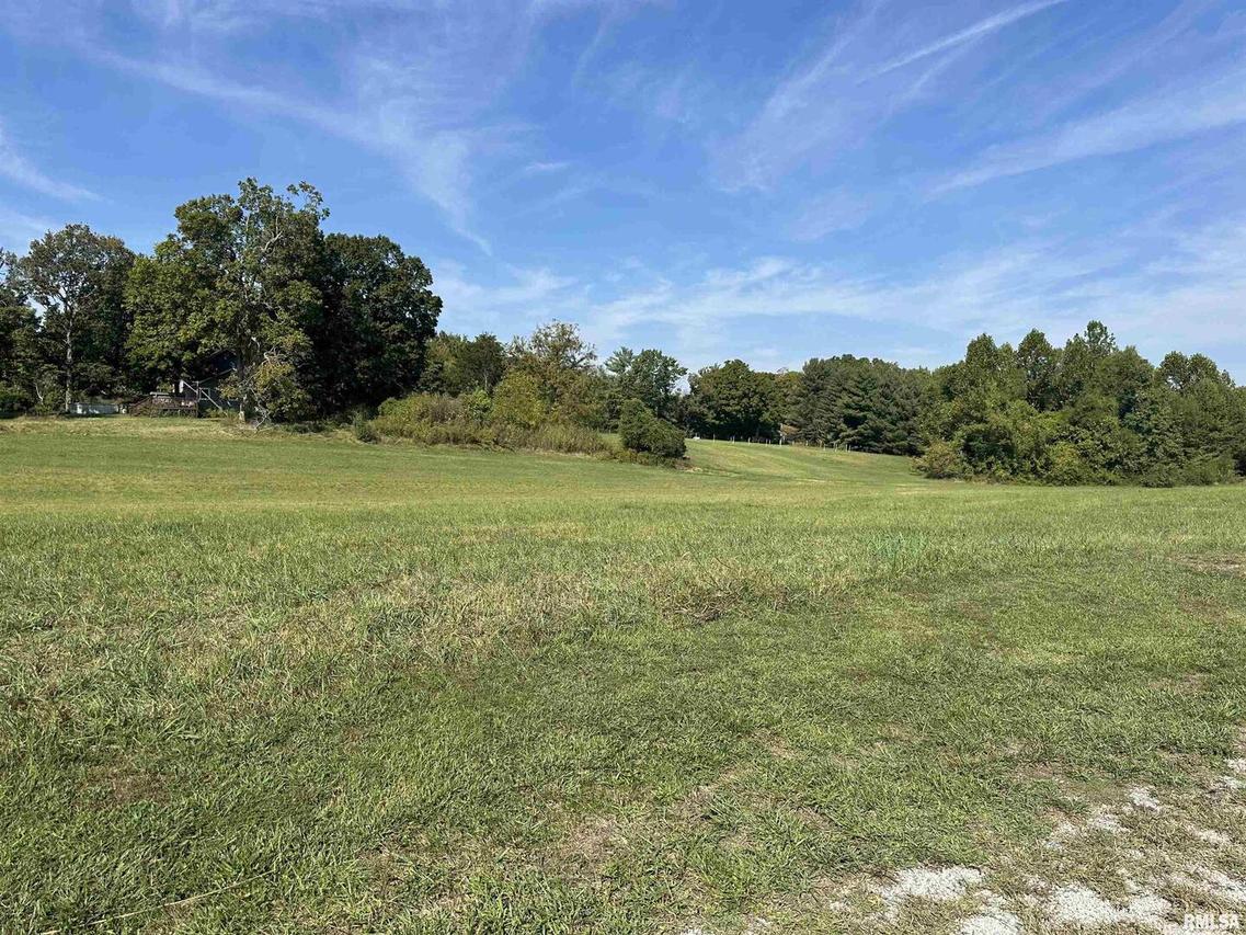 5 Cool Springs Rd., Makanda, IL 62958