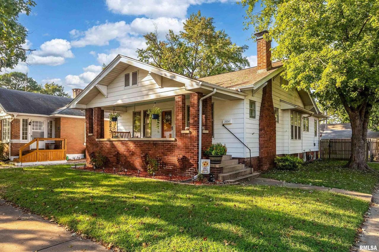 2004 W Elm St., Murphysboro, IL 62966