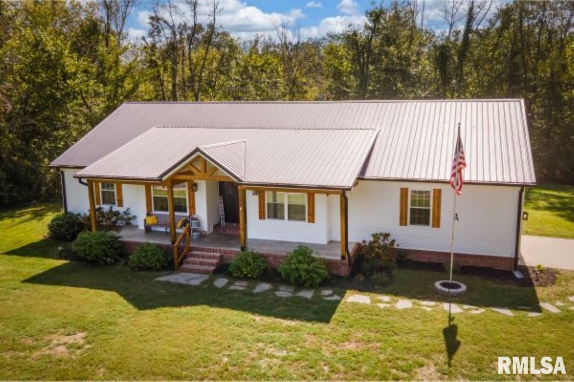 501 E Mohan St., Carterville, IL 62918