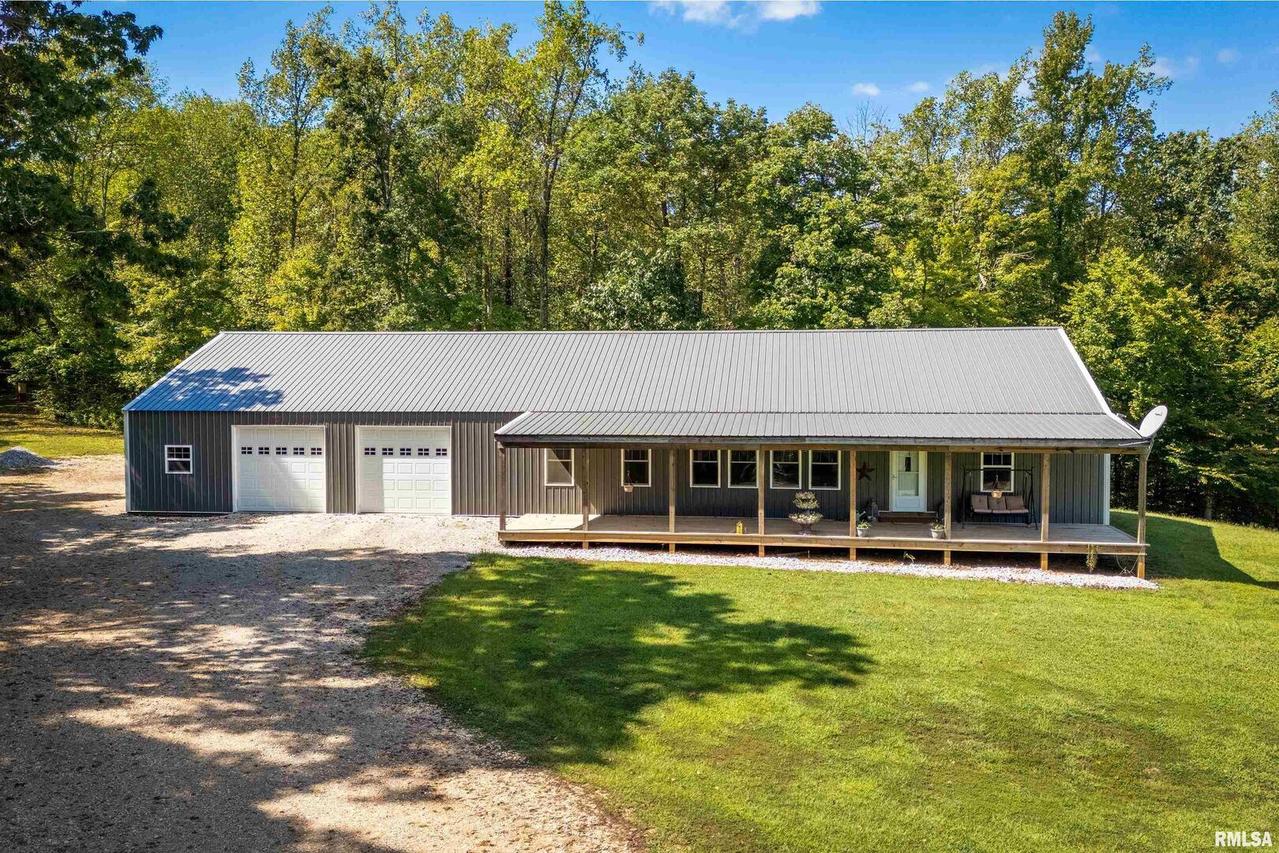 2196 Wilderness Retreat Rd., Jonesboro, IL 62952