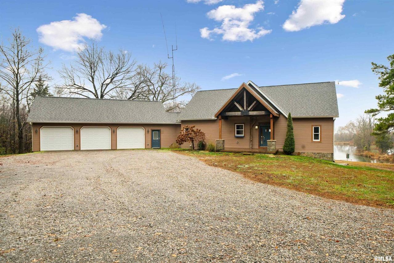 1115 Hilltop Ln., Simpson, IL 62985