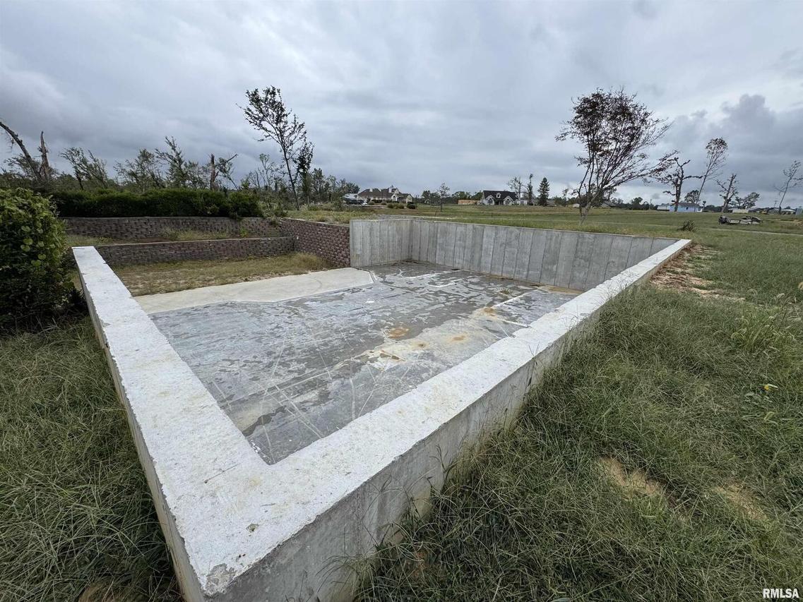 12927 Leslie Ct., Marion, IL 62959