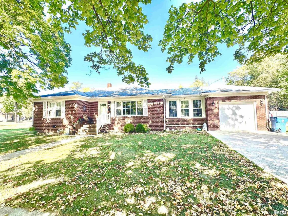 420 W 3rd St., Centralia, IL 62801