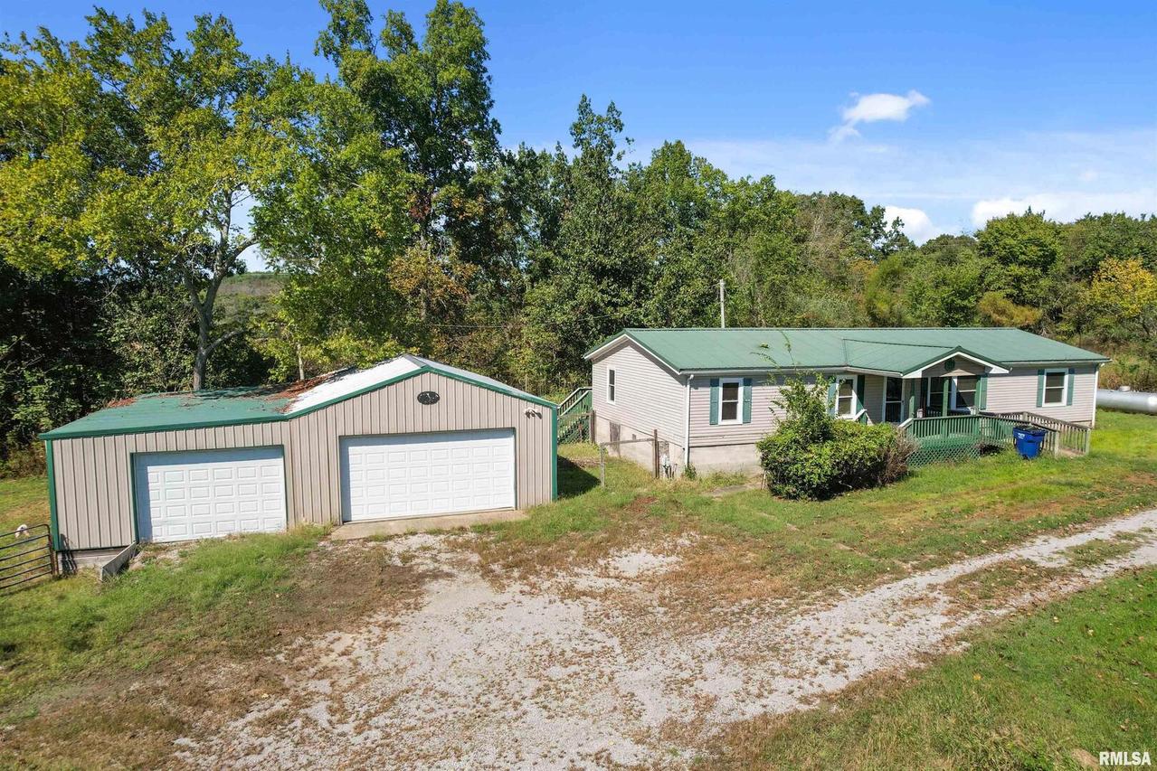 1071 State Highway 145 N Route, Simpson, IL 62985