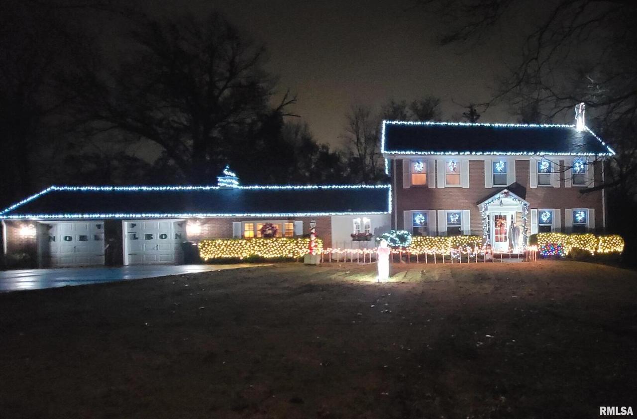 321 W Boone St., Salem, IL 62881