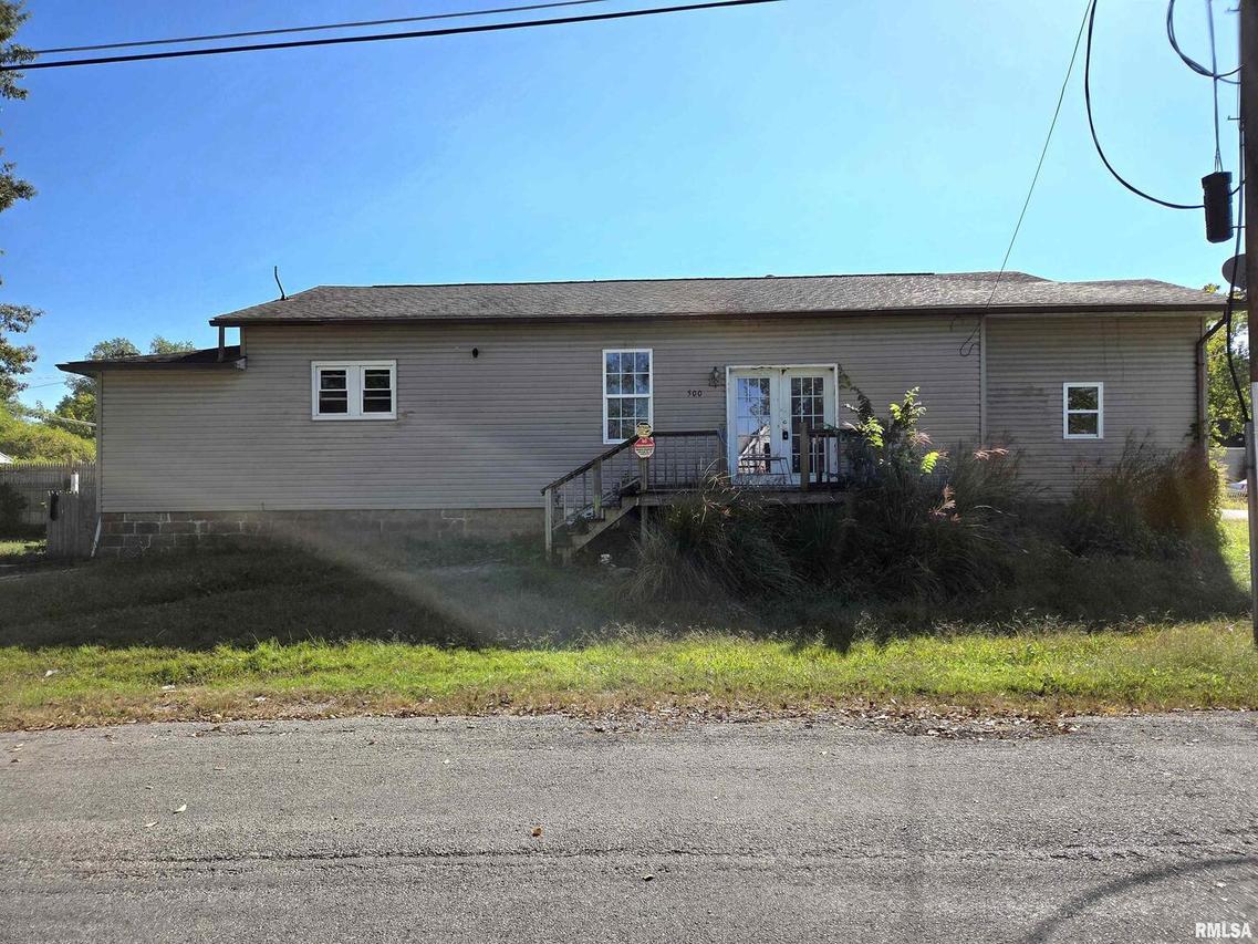500 S 19th St., Herrin, IL 62948