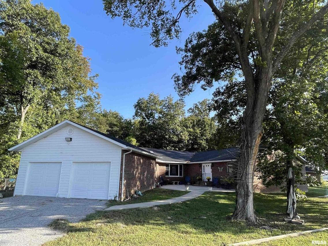 2479 New Era Rd., Murphysboro, IL 62966