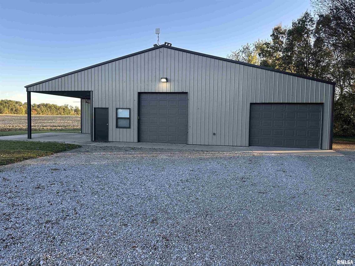 814 Hyde Park Rd., Royalton, IL 62983