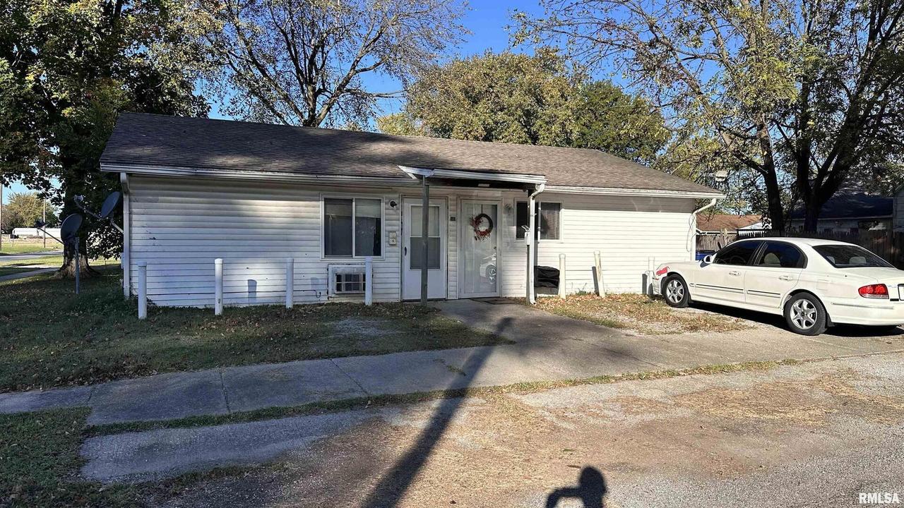 301 N Jefferson St., Westfrank, IL 62896