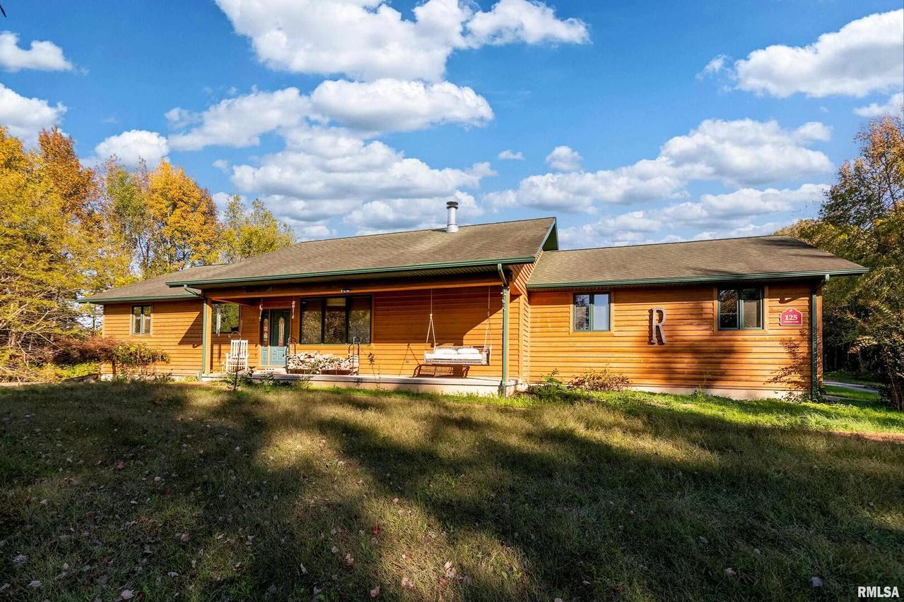 125 Princess Ln., Carbondale, IL 62901