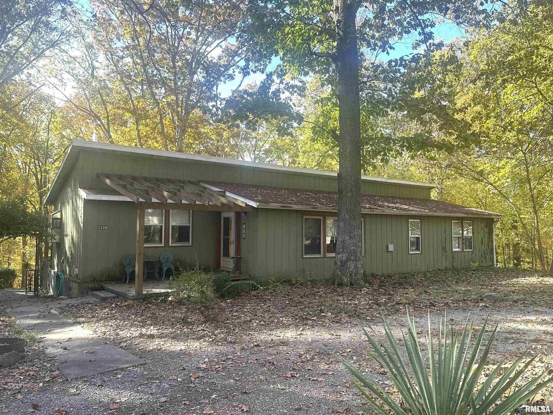 138 Worthen Rd., Murphysboro, IL 62966