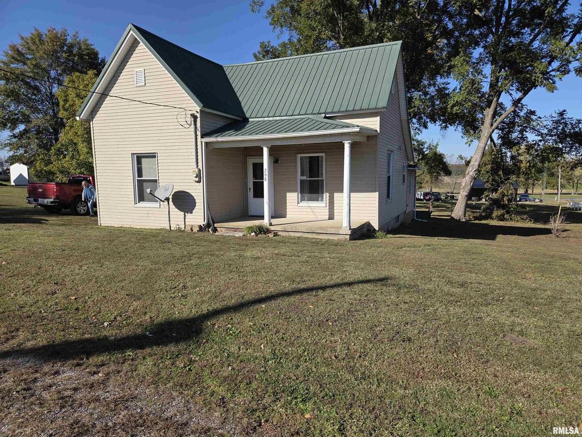 208 W Cherry St., Springerton, IL 62887