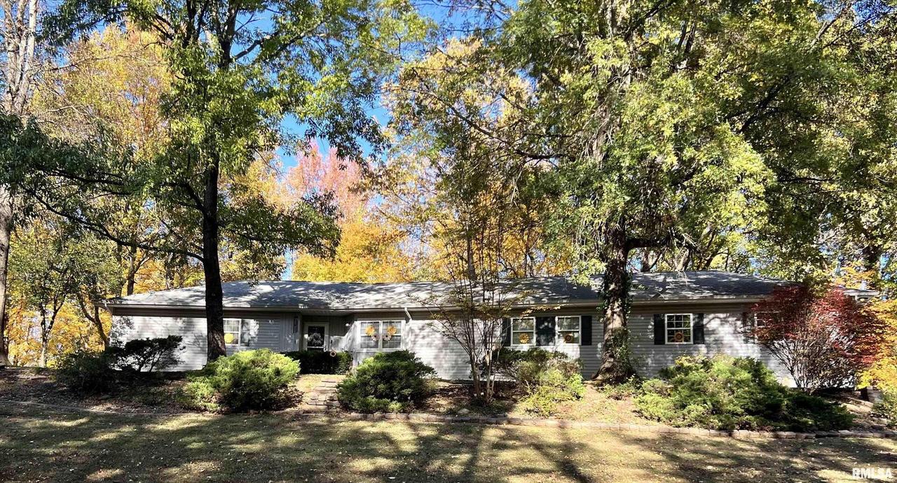 2372 Logan St., Murphysboro, IL 62966