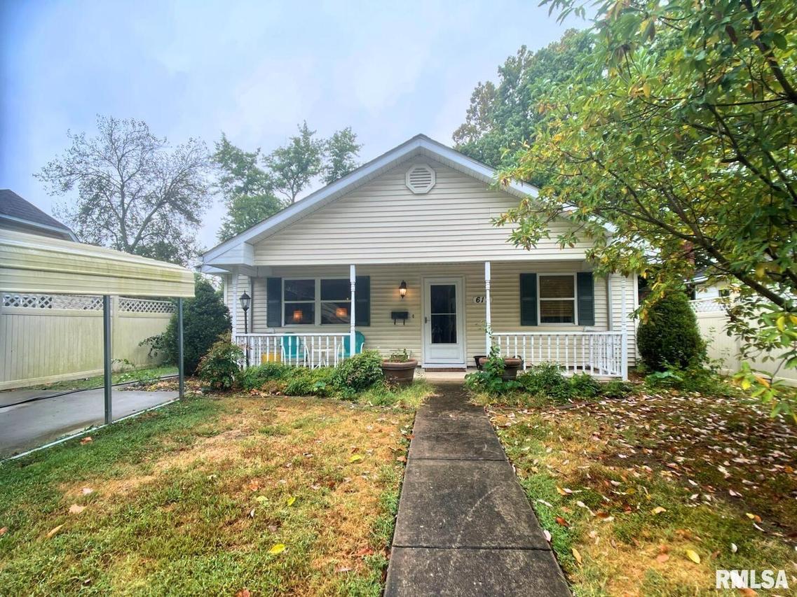 617 N 10th St., Herrin, IL 62948