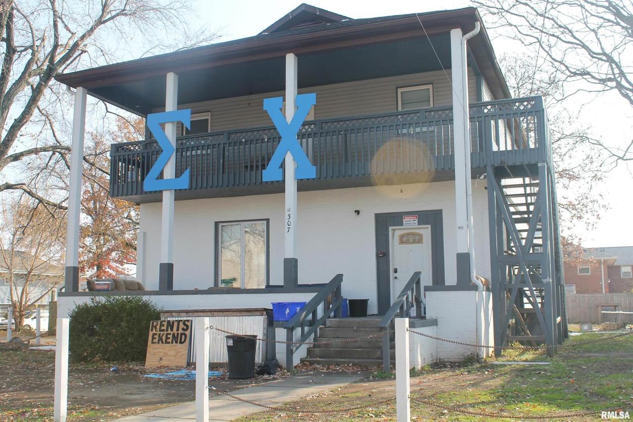 307 W College St., Carbondale, IL 62901