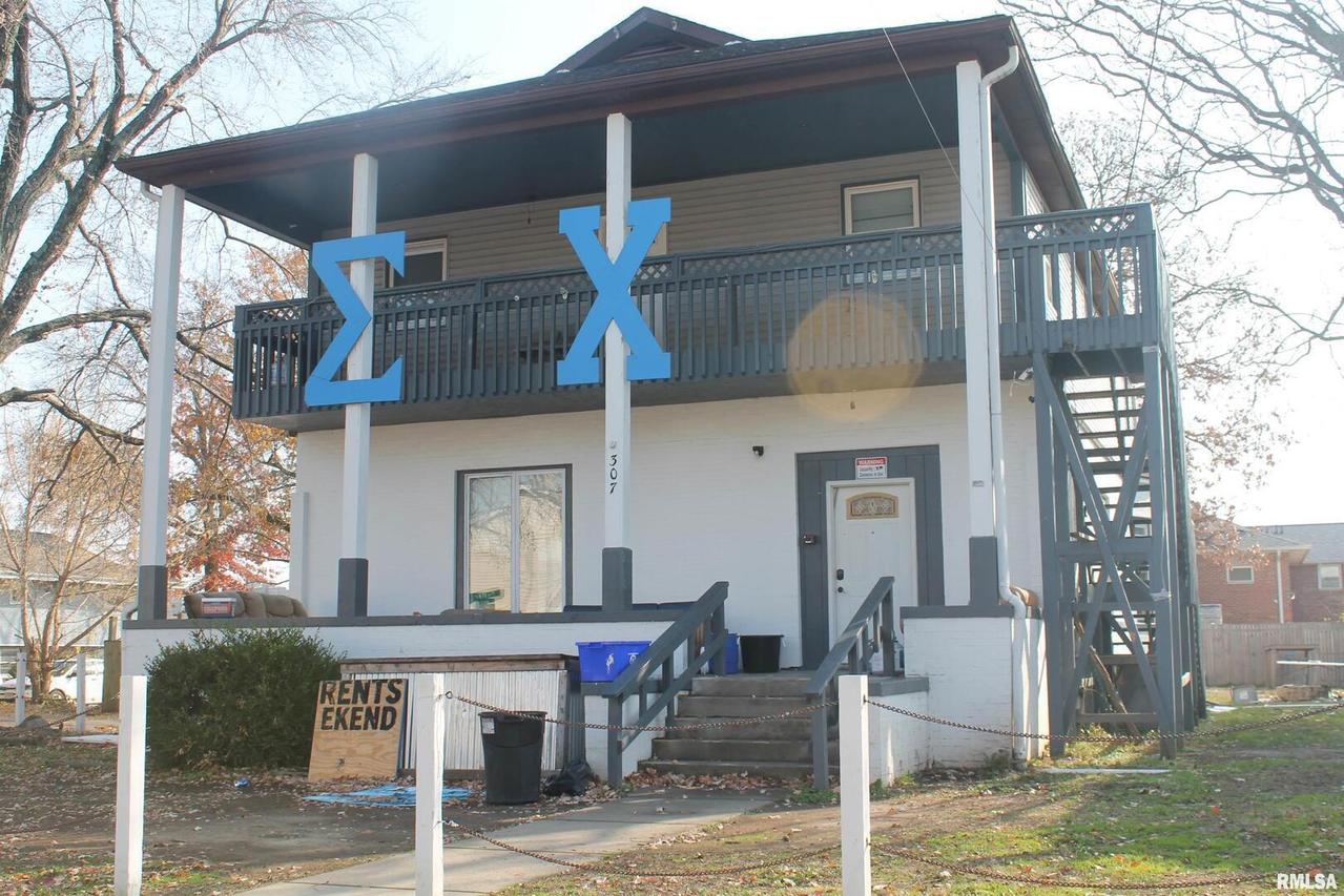 307 W College St., Carbondale, IL 62901