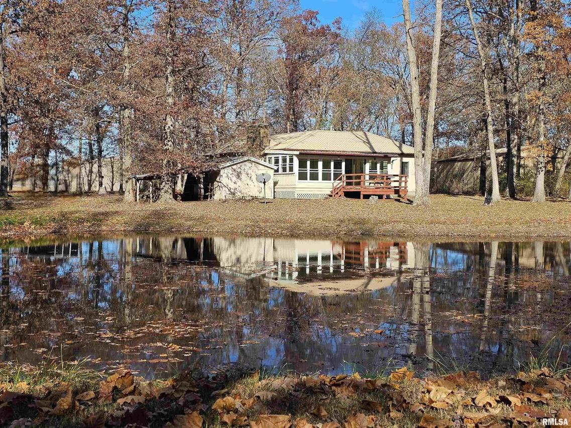 4248 Church Rd., Salem, IL 62881