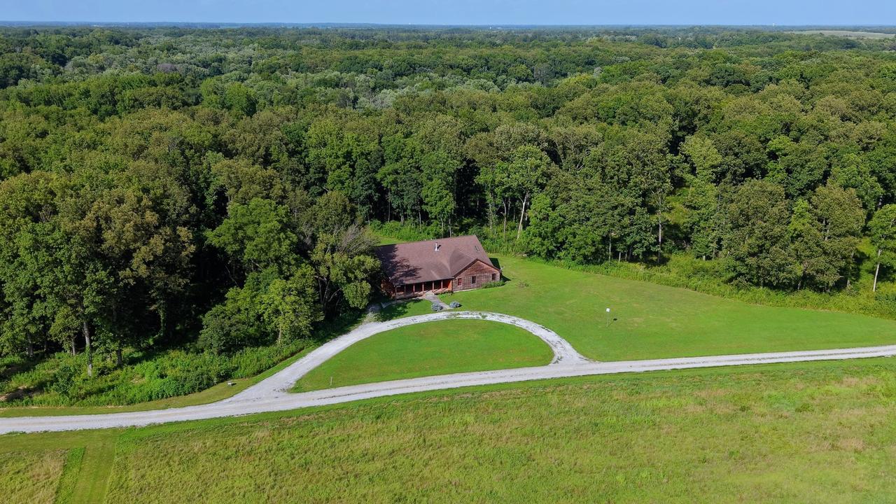 253 Ween Rd., Desoto, IL 62924