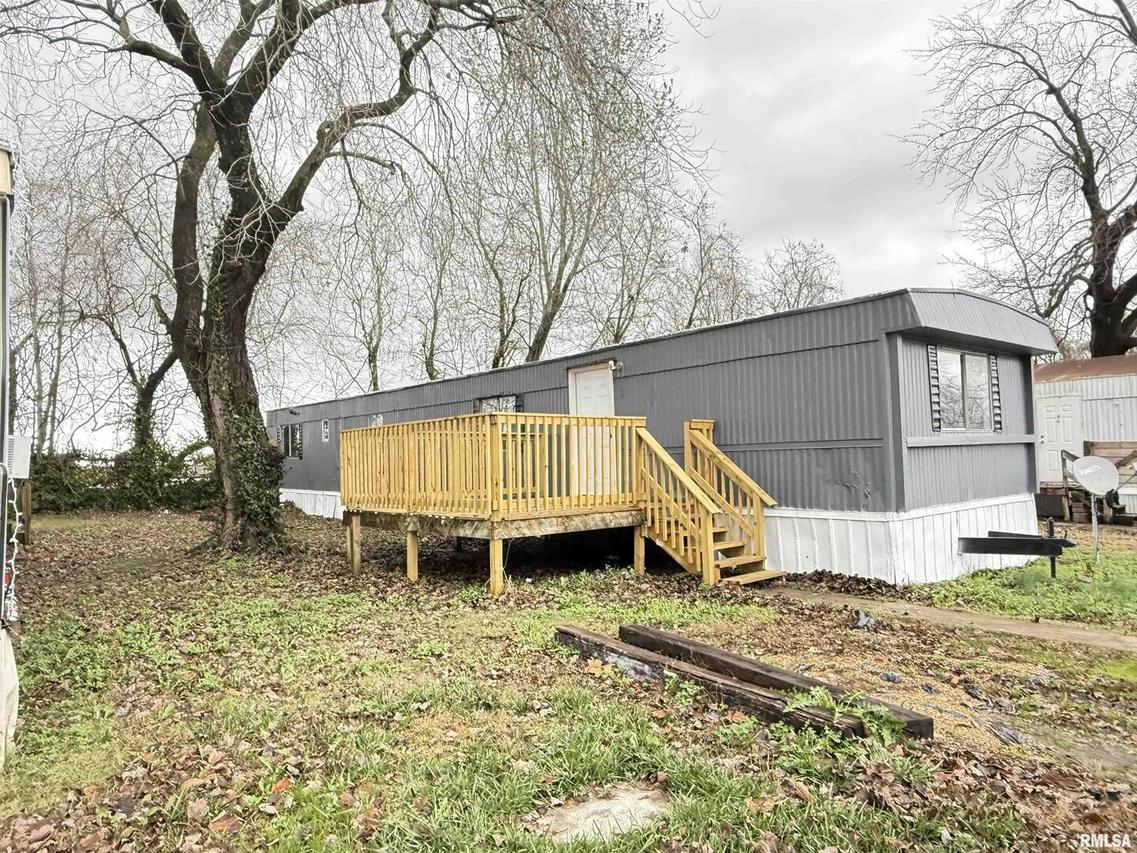 2520 New Era Rd. #13, Carbondale, IL 62901