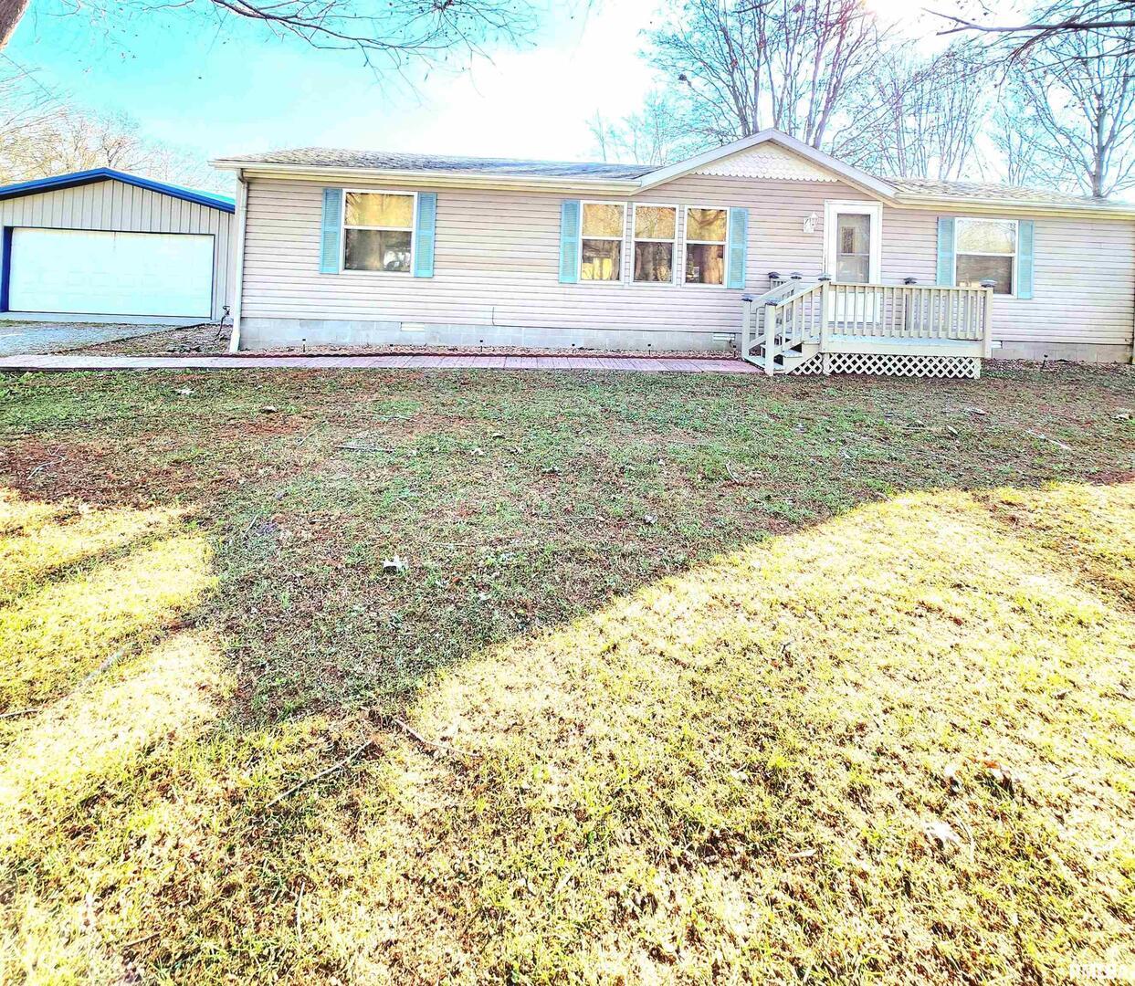 37 Janet St., Murphysboro, IL 62966