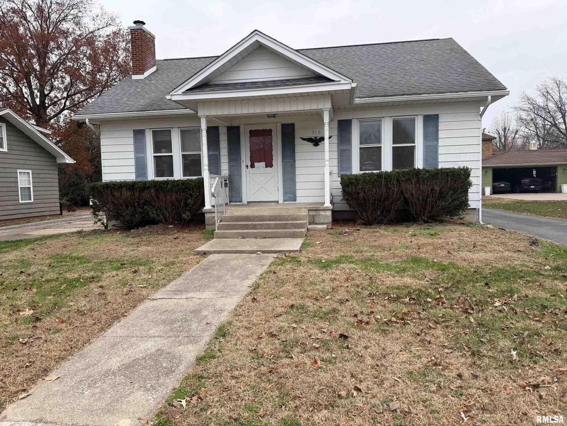 510 N Maple St., Benton, IL 62812