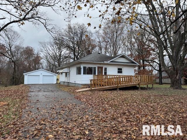 5267 Old North Rd., Christopher, IL 62822
