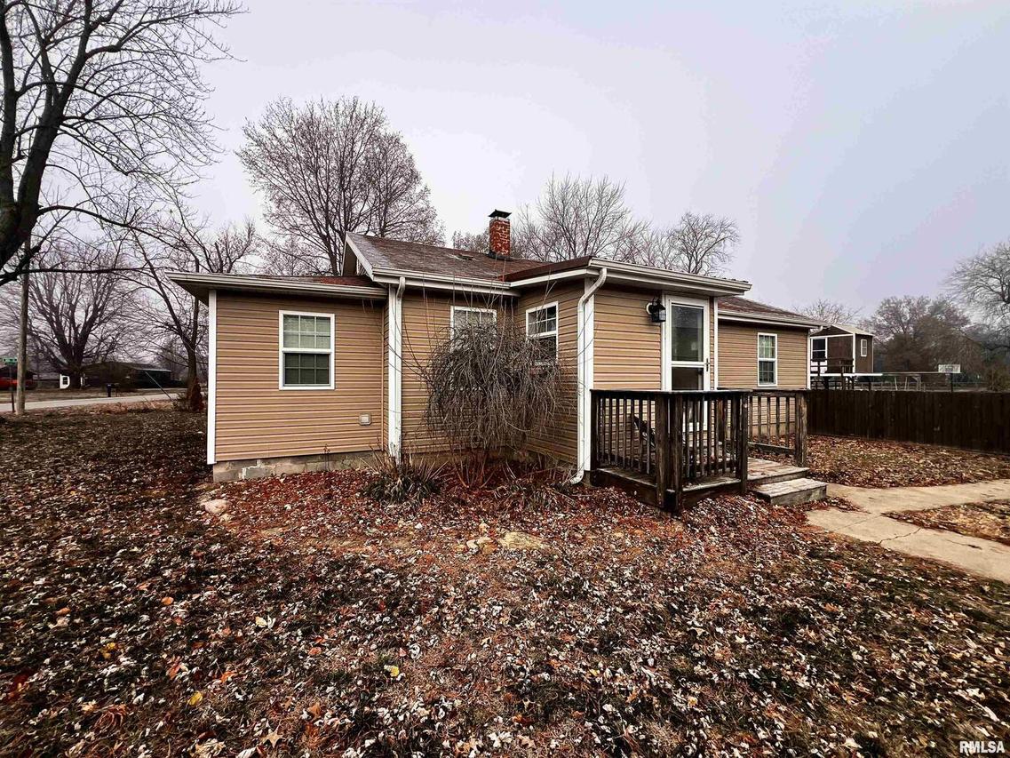 829 E Jefferson St., Ashley, IL 62808