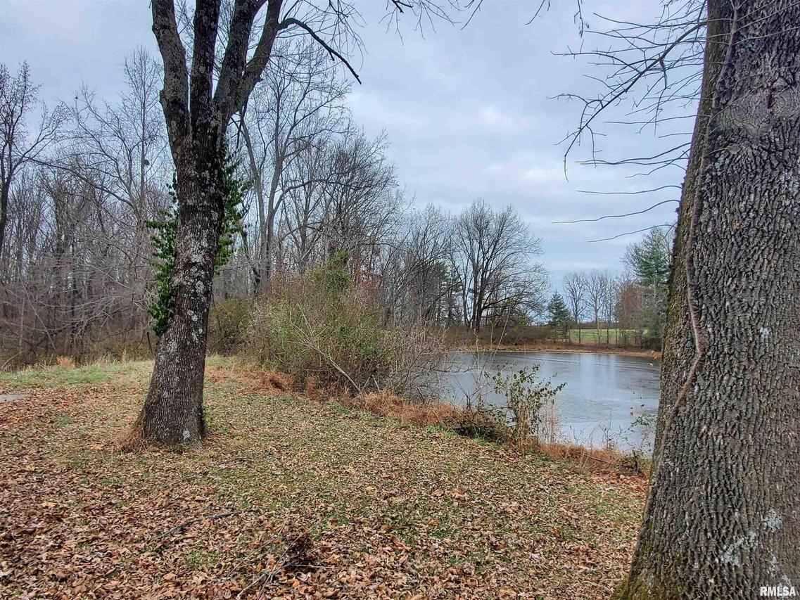 000 Delaware Rd., Carbondale, IL 62901