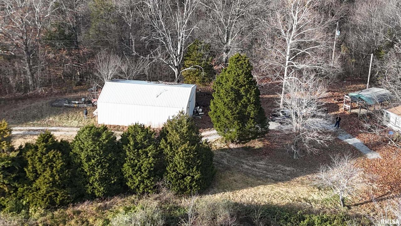 535 Cass Ln., Cobden, IL 62920